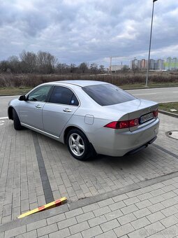 Honda accord 2.2d - 11