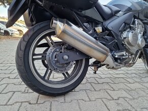 Honda CBF 600 S Tourist 76k (benzín) - 11