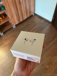 AirPods Pro 1 generácia s MagSafe púzdrom - 11