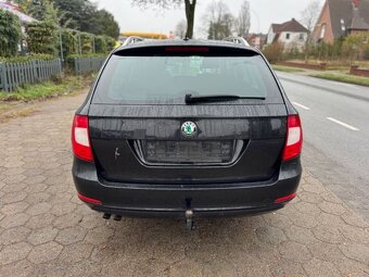 ŠKODA SUPERB II COMBI 1.4 TSI 92Kw 2010 SERVISKA - 11