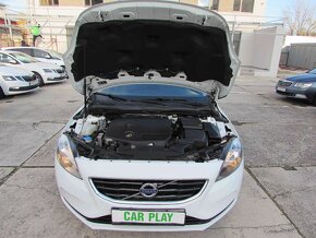 Volvo V40 D2 Kinetic - 11