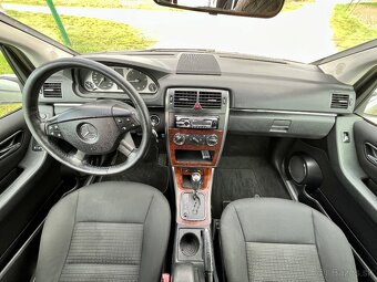 Mercedes-Benz B200 CDI - 11