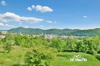 DO DOMČEKA | Slnečný pozemok s panoramatickým výhľadom v luk - 11