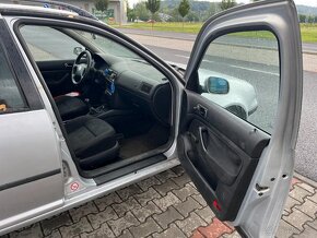 Volkswagen Golf 1.9 TDi 85kw 6 ryrchlostí TZ klima - 11