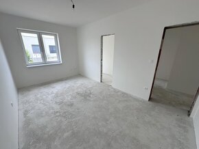 NOVOSTAVBA 4 izbový dom 125 m2 pozemok 527 m2, Horné Saliby - 11