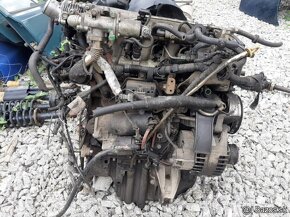 Motor 1,9JTD 85kw kód motora 937A.2000 na alfa Romeo 147 - 11