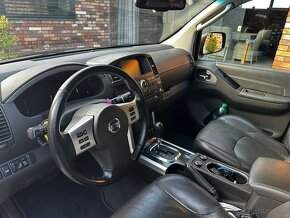 Nissan Pathfinder 3.0 DCi - 11