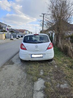 Opel corsa 2010 r.v - 11