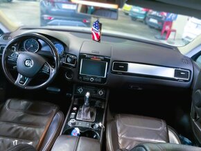 Volkswagen Touareg R-Line 3.0 TDi 180 kW - 11