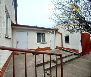 Rodinný dom v tichej lokalite mesta / Želiezovce - 11