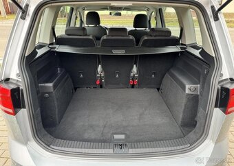 Volkswagen Touran 2,0 TDI DSG nafta automat 110 kw - 11