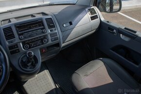 Volkswagen Caravelle 2.0TDI - 11