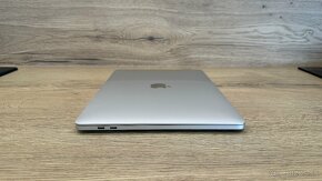 Apple MacBook Pro 13" Touch Bar 2019 Silver - 11