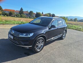 VW Touareg R-line 3.0 TDI - 11