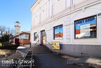 PRENÁJOM Obchodný priestor 172m2 na Námestí Sv. Egídia - Red - 11