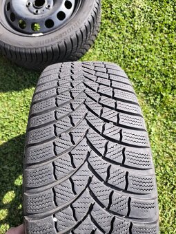 205/55R16 Bridgestone Blizzak LM001 na plechových diskoch - 11