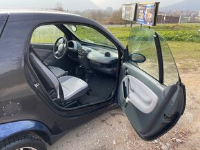 Smart ForTwo Benzín 0.7T Pure - 11