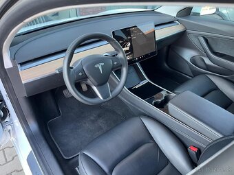 Tesla Model 3 Standard Range Plus 60 kWh RWD - 11