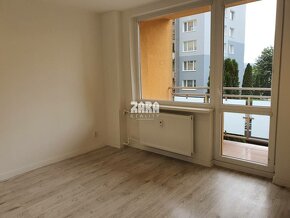 KURSKÁ: Krásny 4 izbový byt  85m2, loggia.  85 m² . KR - 11