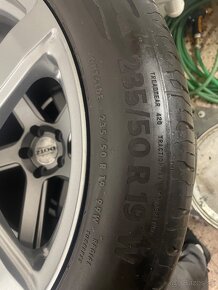 Dotz 235/50-R19 - 11