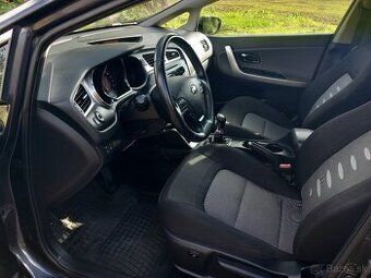 Kia Ceed 1.6GDI benzín SVK 2014 - 11