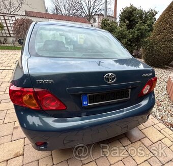 Toyota Corolla 1.4 sedan rok 2008 - 11