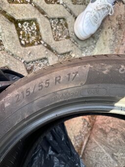 letné pneu 215/55 r17 - 11