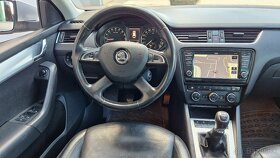 Škoda Octavia Combi 1.6 TDI Elegance NAVI LED PANORAMA - 11