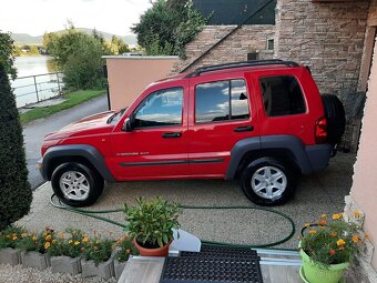 Jeep cherokke KJ liberty 2,5 CRD - 11