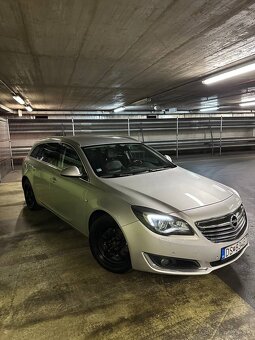 Opel Insignia 2.0 CDTI - 11