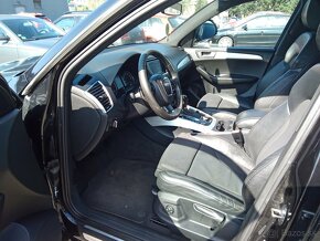 Audi Q5 2,0 TDI Quattro S-line r.2011 - 11