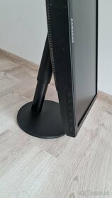 Monitor 24 Samsung SyncMaster B2440MH 1920 x 1080 LCD Čierna - 11