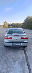 Renault Laguna 2001 1.8 16 v - 11