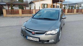 Na diely Honda Civic VIII 8 g sedan 1.8 104kw R18 2007 - 11