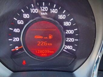 Kia Ceed SW 1.6 GDi Gold - 11