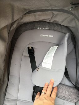 Maxi Cosi Jade + isofix základňa Familyfix - 11