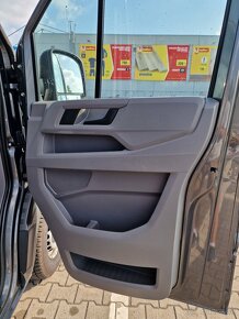 Volkswagen crafter skříň 35, 130 kW, 8AU 4MOT - 11