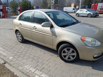 Hyundai accent - 11