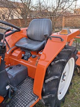 Malotraktor KUBOTA  L1-205 - 11