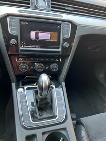 Volkswagen passat variant 2.0tdi,110 kW,VIRTUAL ,dsg automat - 11