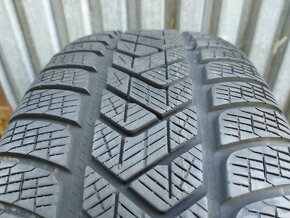 Špičkové zimné pneu Pirelli Scorpion - 235/55 R19 101H - 11