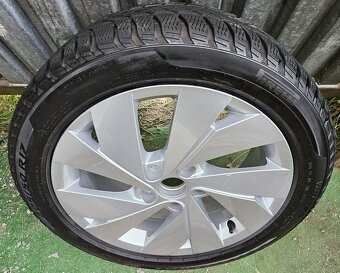 Orig.zimná sada VW - 5x112 R17 + Pirelli 205/50 r17 - 11