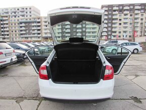 Škoda Rapid 1.6 TDI 115k Style - - 11