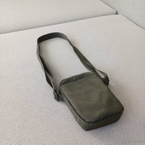 NA PREDAJ  pánska kapsička Nike cez rameno (crossbody) - 11