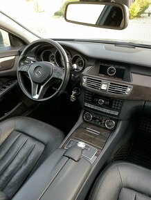 Mercedes Benz CLS - 11