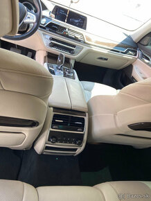 BMW 740d xDrive M packet - 11