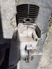 Motor Jawa 250/559 Panelka - 11