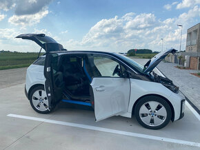 Bmw i3 120 Ah - -> 300 km dojazd / tepeľné čerpadlo - 11