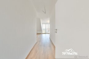 DO DOMČEKA | Jedinečný svetlý byt s panoramatickým výhľadom  - 11