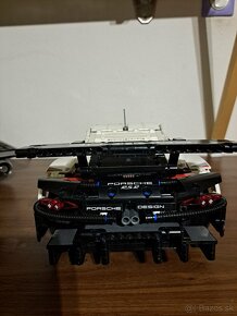 LEGO® Technic 42096 Porsche 911 RSR - 11